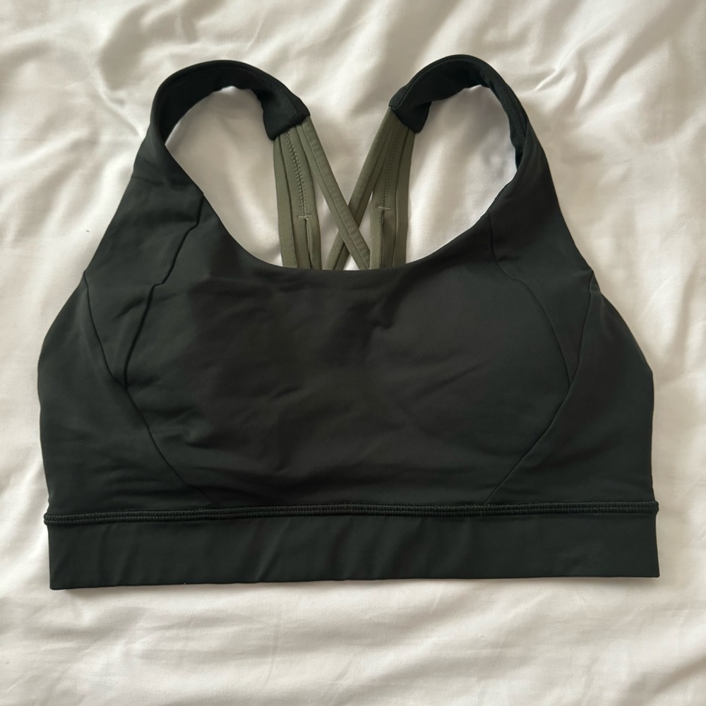 Lululemon free to be serene bra